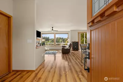7505 185th Avenue E, Bonney Lake, WA 98391 - Photo 3
