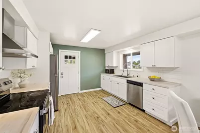 6801 E McKinley Avenue, Tacoma, WA 98404 - Photo 13