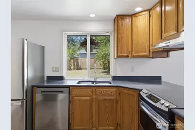 501 Penguin Court SE, Lacey, WA 98503 - Photo 17