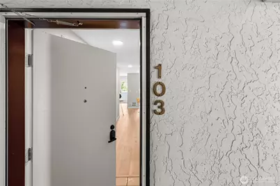 3435 California Avenue SW #103, Seattle, WA 98116 - Photo 3