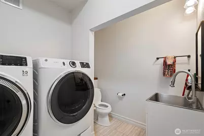 5916 51st Street Ct W, University Place, WA 98467 - Photo 17