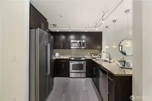 511 100th Ave NE, Bellevue, WA 98004 - Photo 5