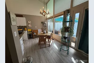 107 S Schafer Street #5A, Wenatchee, WA 98801 - Photo 3