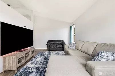 6524 64th Place NE, Marysville, WA 98270 - Photo 3