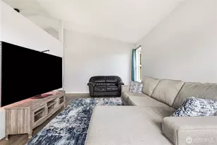 6524 64th Pl NE, Marysville, WA 98270 - Photo 3