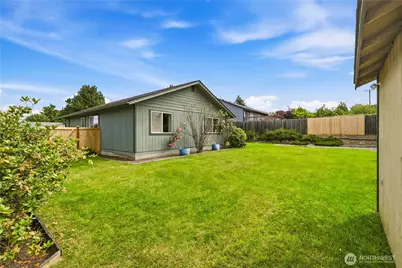 6524 64th Place NE, Marysville, WA 98270 - Photo 15