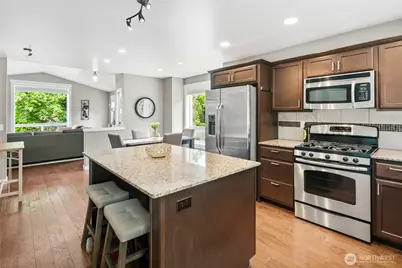 21410 40th Court W, Mountlake Terrace, WA 98043 - Photo 13