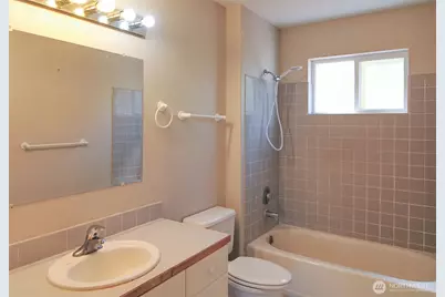 2961 Riviera Boulevard, Malaga, WA 98828 - Photo 11