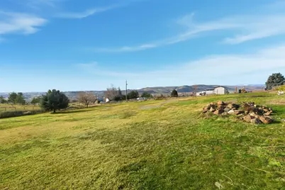 401 Clemans View Road, Selah, WA 98942 - Photo 9