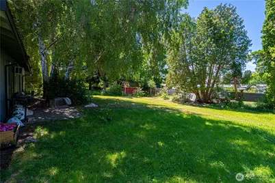 400 N Keller Avenue #A & B, East Wenatchee, WA 98802 - Photo 5