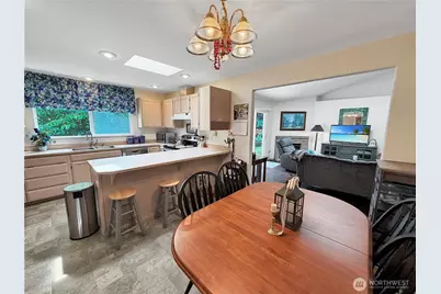 1620 Springfield Court NE, Olympia, WA 98506 - Photo 7