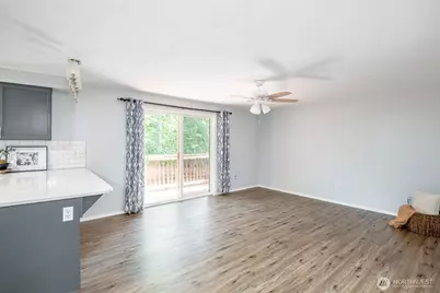 18312 Parkcrest Court SE, Yelm, WA 98597 - Photo 9