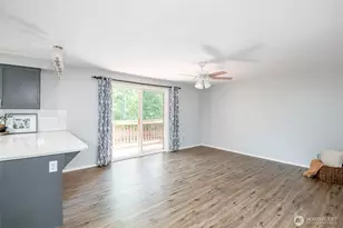 18312 Parkcrest Ct SE, Yelm, WA 98597 - Photo 9