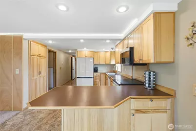 840 Wolverine Place, Camano Island, WA 98282 - Photo 11