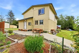 840 Wolverine Pl, Camano Island, WA 98282 - Photo 23