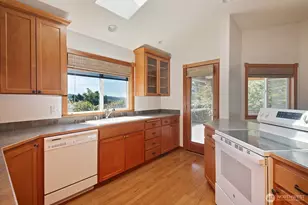 2441 Hillis Dr, Langley, WA 98260 - Photo 21