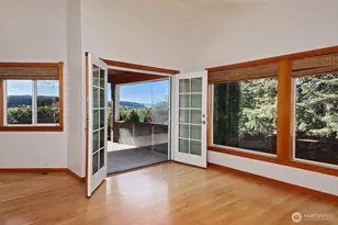 2441 Hillis Dr, Langley, WA 98260 - Photo 19