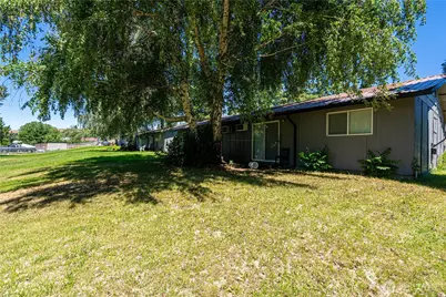 420 N Keller Avenue #A & B, East Wenatchee, WA 98802 - Photo 3