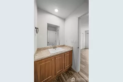2716 Vantage Avenue SW, Olympia, WA 98512 - Photo 15