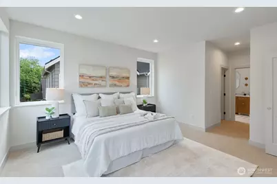 11739 40th Avenue NE #A, Seattle, WA 98125 - Photo 25