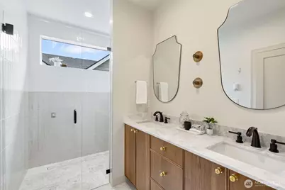 11739 40th Avenue NE #A, Seattle, WA 98125 - Photo 27