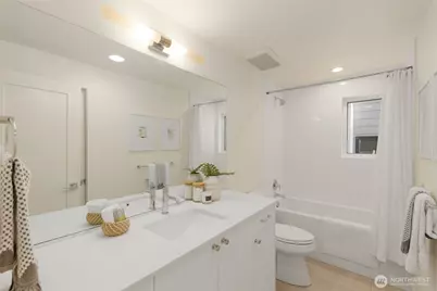 8323 A 12th Avenue NW, Seattle, WA 98117 - Photo 17