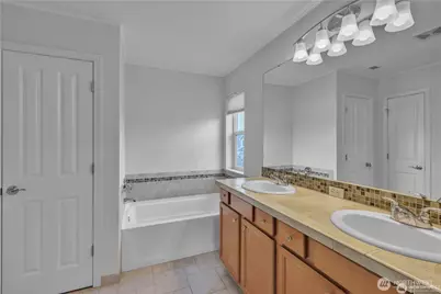 2414 88th Drive NE, Lake Stevens, WA 98258 - Photo 15