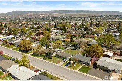 1119 Fuller Street, Wenatchee, WA 98801 - Photo 31