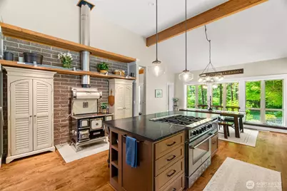 11500 Weisenberger Road SE, Rainier, WA 98576 - Photo 7