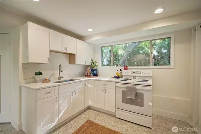 2112 N 132nd Street, Seattle, WA 98133 - Photo 17