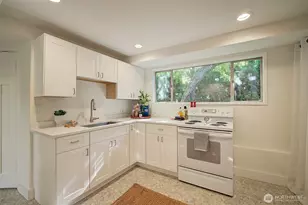 2112 N 132nd St, Seattle, WA 98133 - Photo 17