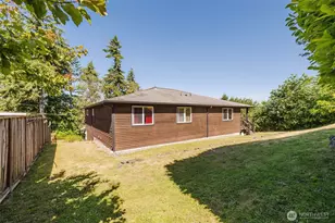 221 Farragut Ave, Port Orchard, WA 98366 - Photo 3