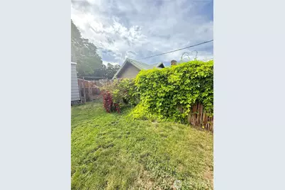 411 Ash Street S, Omak, WA 98841 - Photo 5