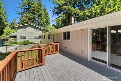 15811 205th Avenue SE, Renton, WA 98059 - Photo 11