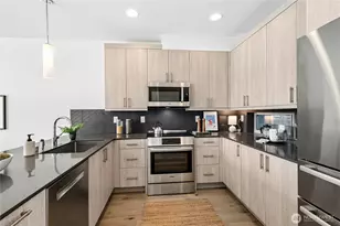 2014 Yale Ave. E., Seattle, WA 98102 - Photo 15
