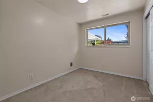 2301 120th St E, Tacoma, WA 98445 - Photo 21