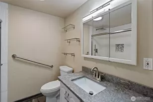 2301 120th St E, Tacoma, WA 98445 - Photo 17