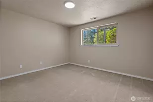 2301 120th St E, Tacoma, WA 98445 - Photo 19