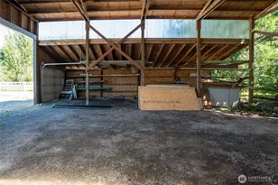 2301 120th St E, Tacoma, WA 98445 - Photo 33