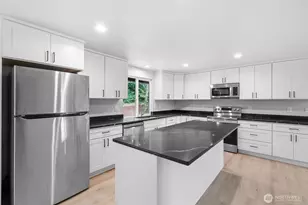 703 NW 117th St, Vancouver, WA 98685 - Photo 17