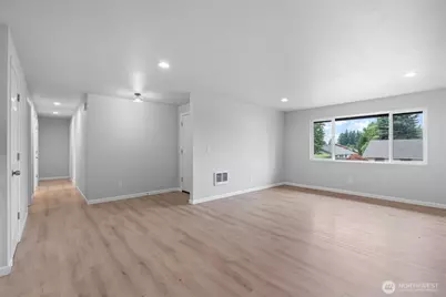 703 NW 117th Street, Vancouver, WA 98685 - Photo 15