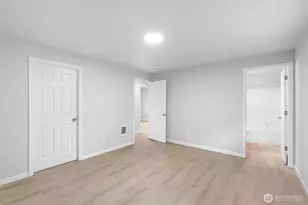 703 NW 117th St, Vancouver, WA 98685 - Photo 31