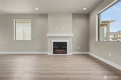 574 S Oasis Loop, East Wenatchee, WA 98802 - Photo 5