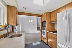 2015 152nd Pl SE, Bellevue, WA 98007 - Photo 13
