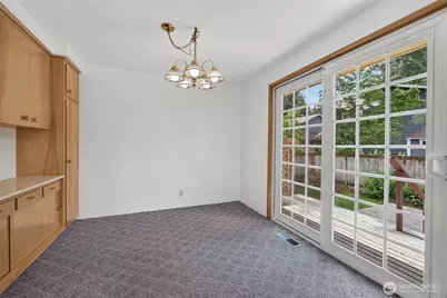2015 152nd Place SE, Bellevue, WA 98007 - Photo 15