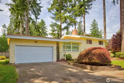 2015 152nd Place SE, Bellevue, WA 98007 - Photo 1
