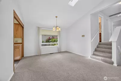 2015 152nd Place SE, Bellevue, WA 98007 - Photo 9