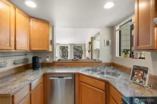 15123 Sunwood Blvd, Tukwila, WA 98188 - Photo 5