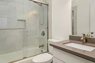 4910 NE 7th St, Renton, WA 98059 - Photo 15