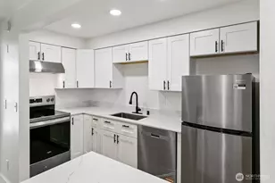 12715 NE 120th St, Kirkland, WA 98034 - Photo 7